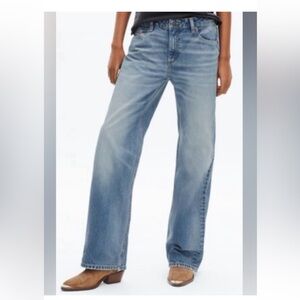 The Kooples Woman's Straight Leg Jeans Light Wash FR 34